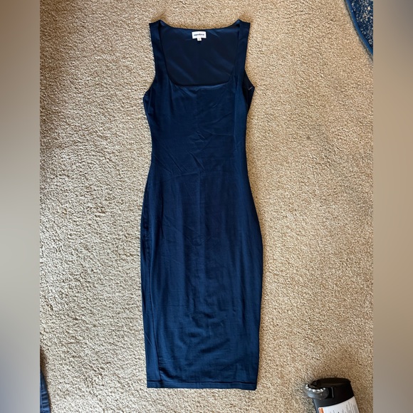 Superdown Navy Midi Dress - Picture 3 of 3